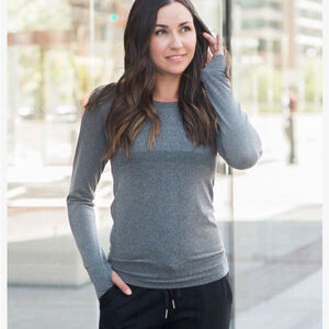 Zyia Active Gray Long Sleeve Performance Top Women’s Small